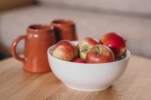 jabolko_KOZJE_splet-14